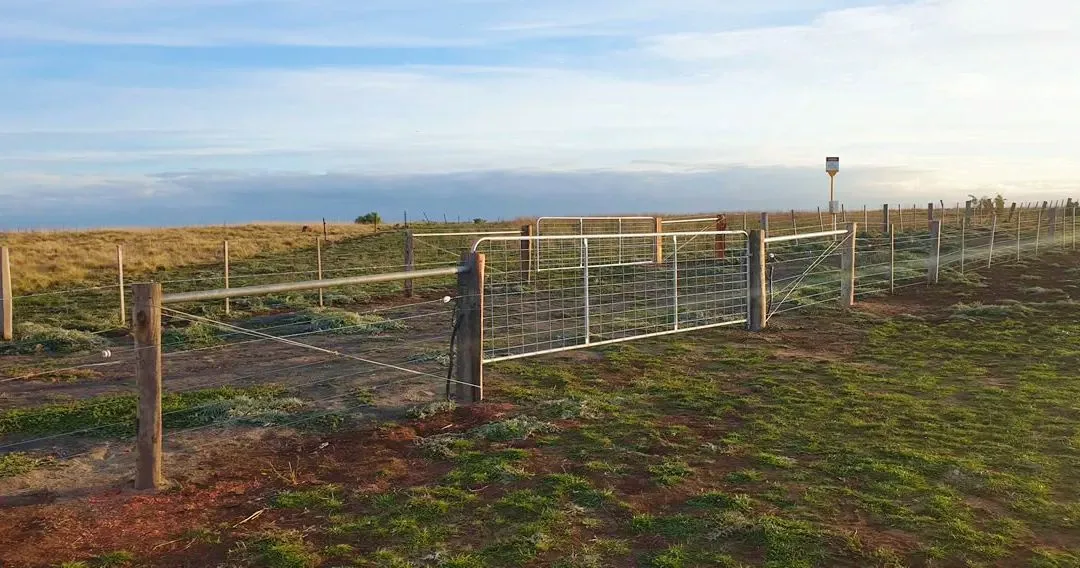 Easement Gates Fencing Victoria